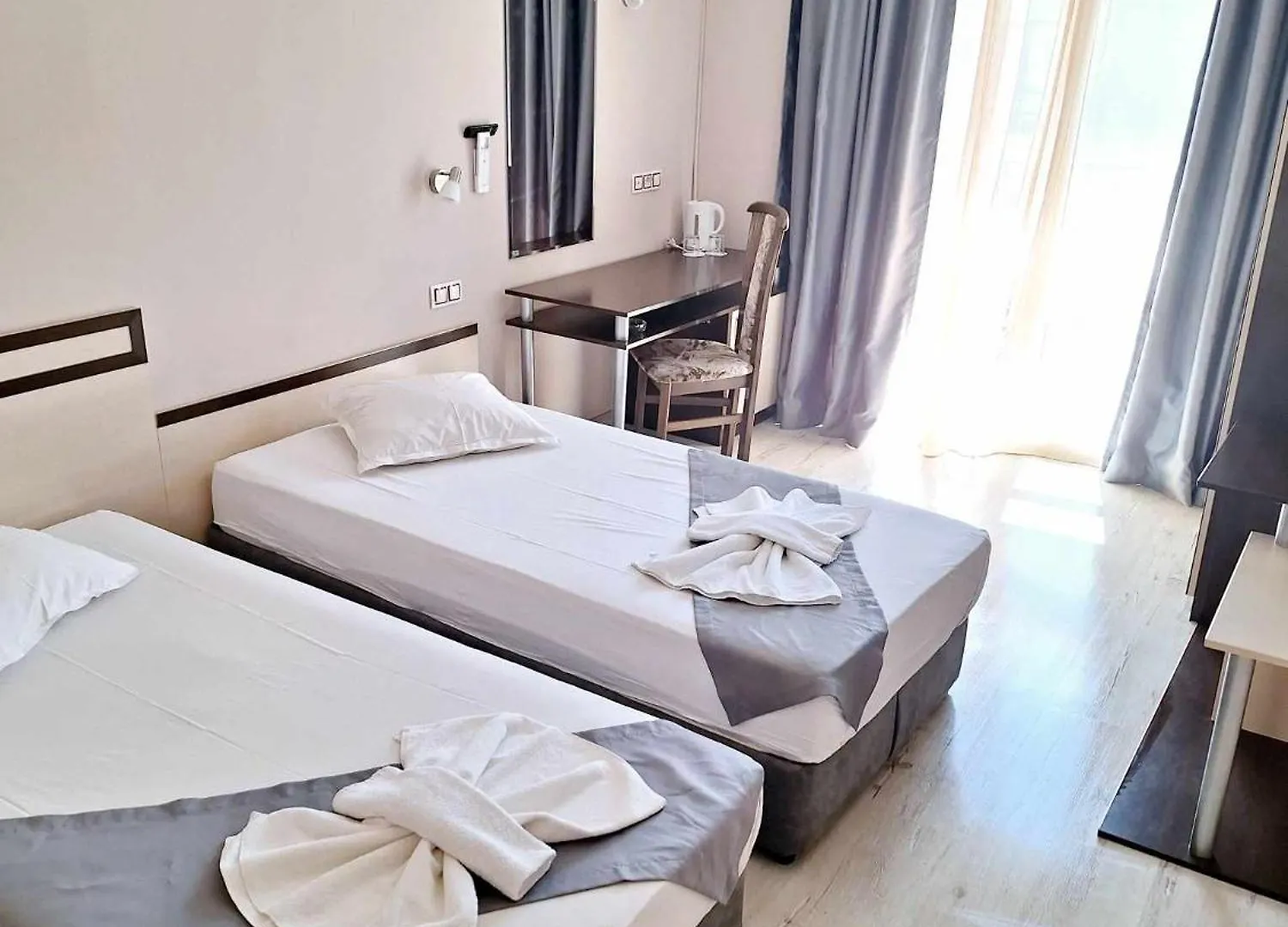 Palma Hotel Burgas 2*,